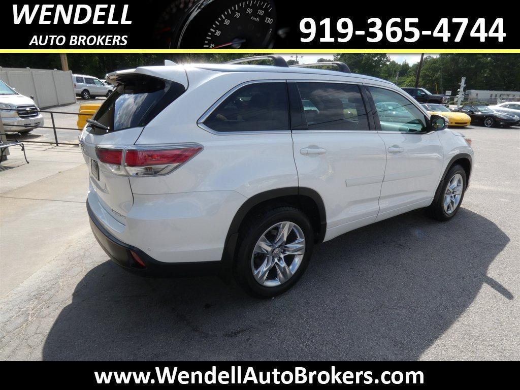 used 2014 Toyota Highlander car, priced at $16,228