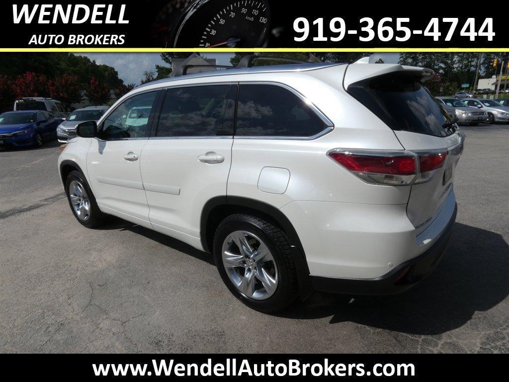 used 2014 Toyota Highlander car, priced at $16,228