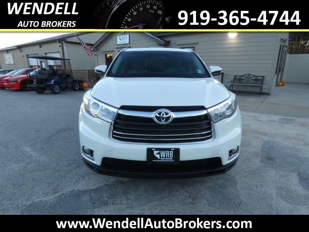 used 2016 Toyota Highlander car, priced at $19,962