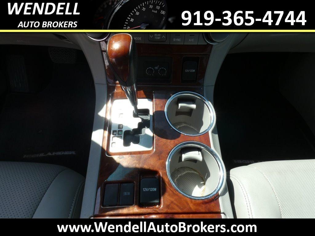 used 2013 Toyota Highlander car, priced at $15,828