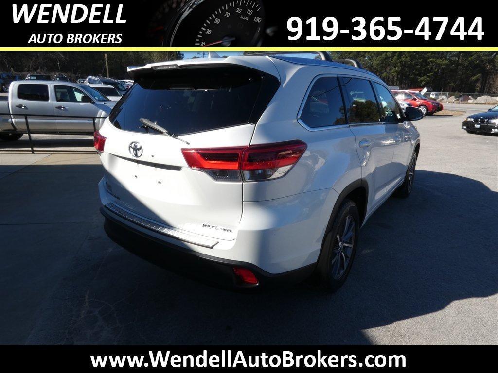 used 2018 Toyota Highlander car, priced at $17,596