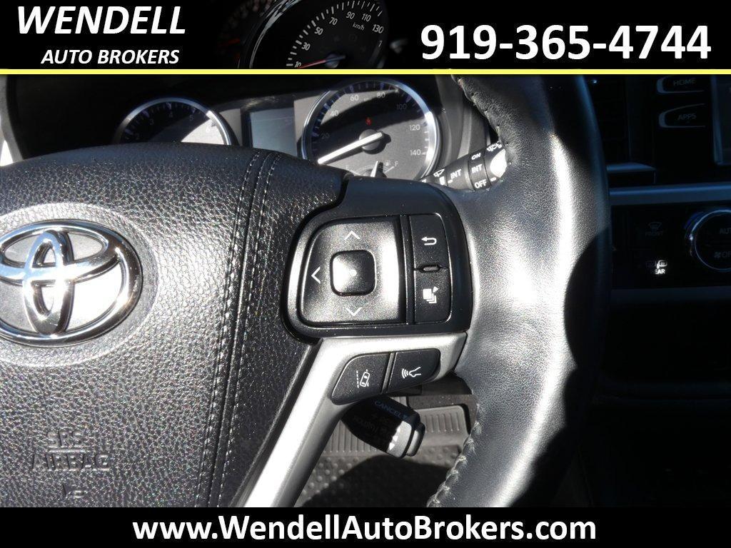 used 2018 Toyota Highlander car, priced at $17,596