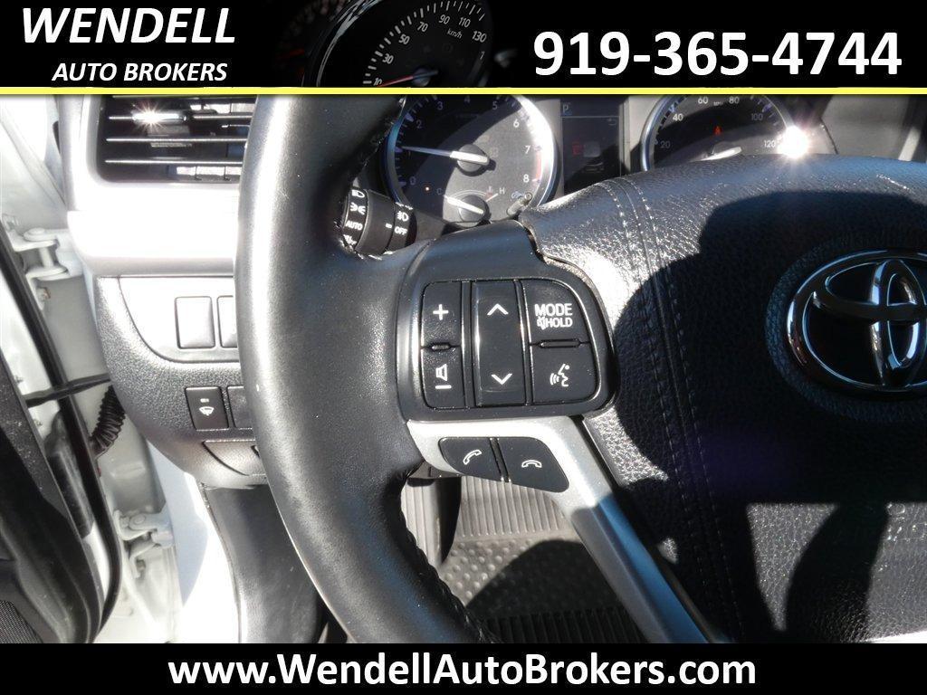 used 2018 Toyota Highlander car, priced at $17,596