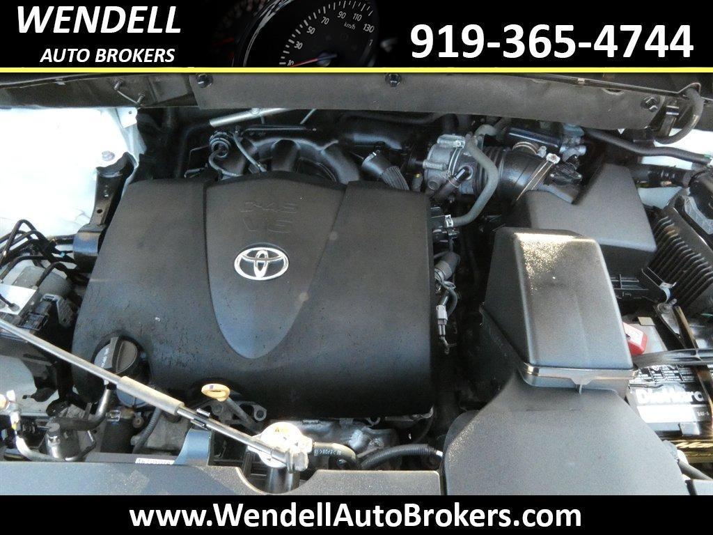 used 2018 Toyota Highlander car, priced at $17,596