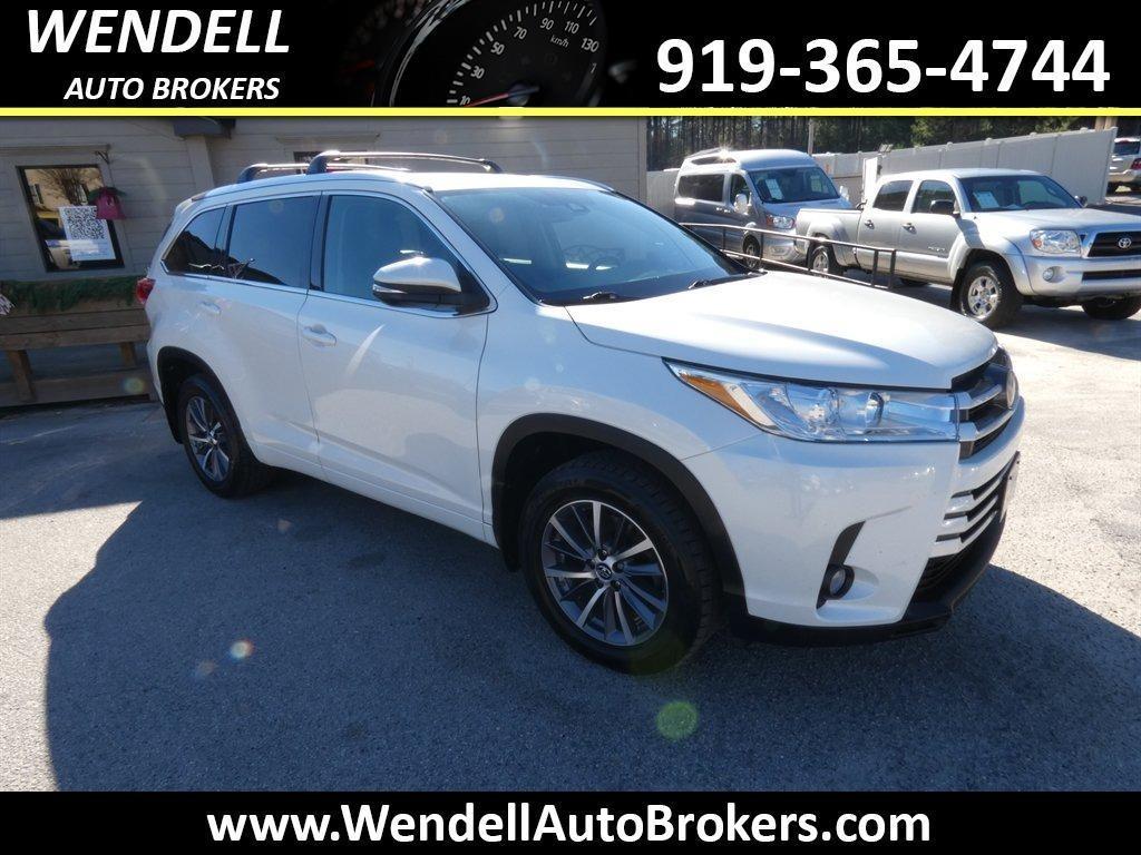 used 2018 Toyota Highlander car, priced at $17,596
