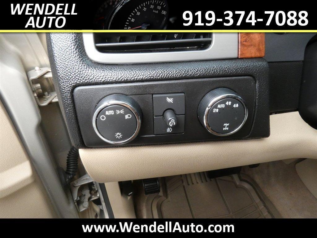 used 2008 Chevrolet Suburban car, priced at $8,995