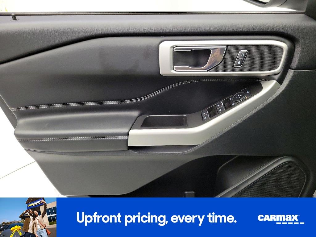 used 2022 Ford Explorer car, priced at $25,998