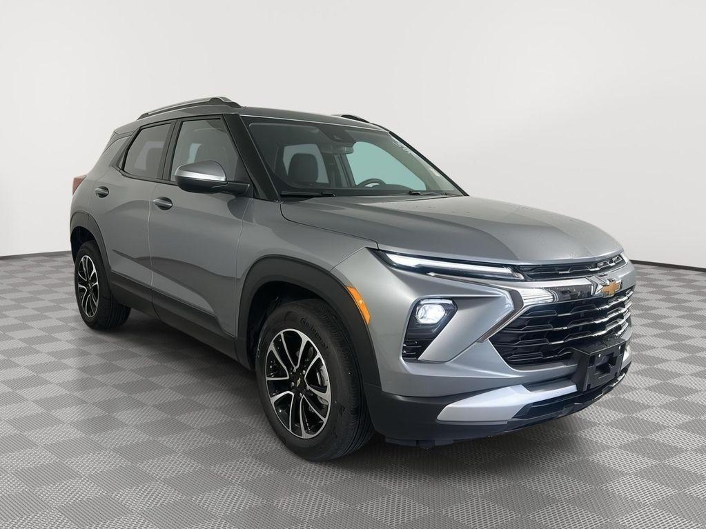 used 2024 Chevrolet TrailBlazer car, priced at $25,000