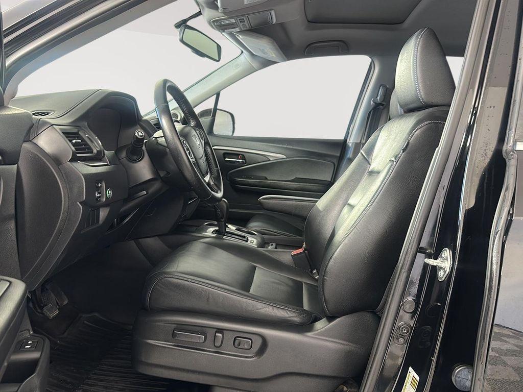 used 2016 Honda Pilot car, priced at $15,498