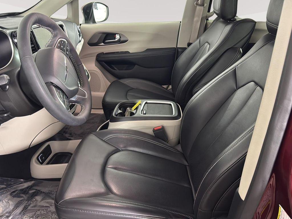 used 2023 Chrysler Pacifica car, priced at $37,490