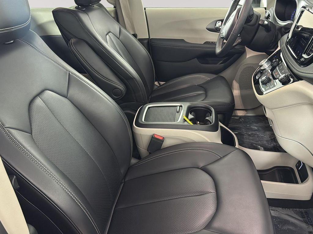 used 2023 Chrysler Pacifica car, priced at $37,490