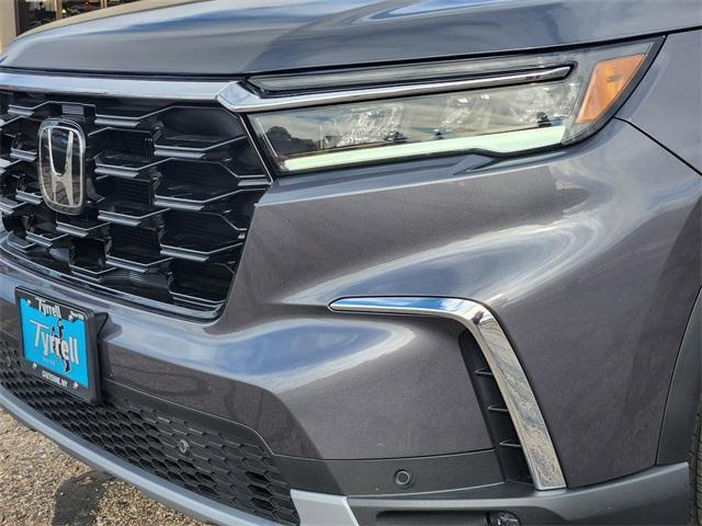 new 2025 Honda Pilot car, priced at $51,825