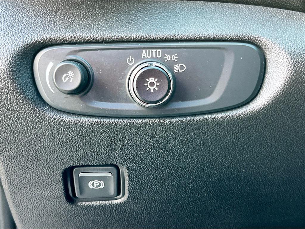 used 2024 Chevrolet Blazer car, priced at $27,500