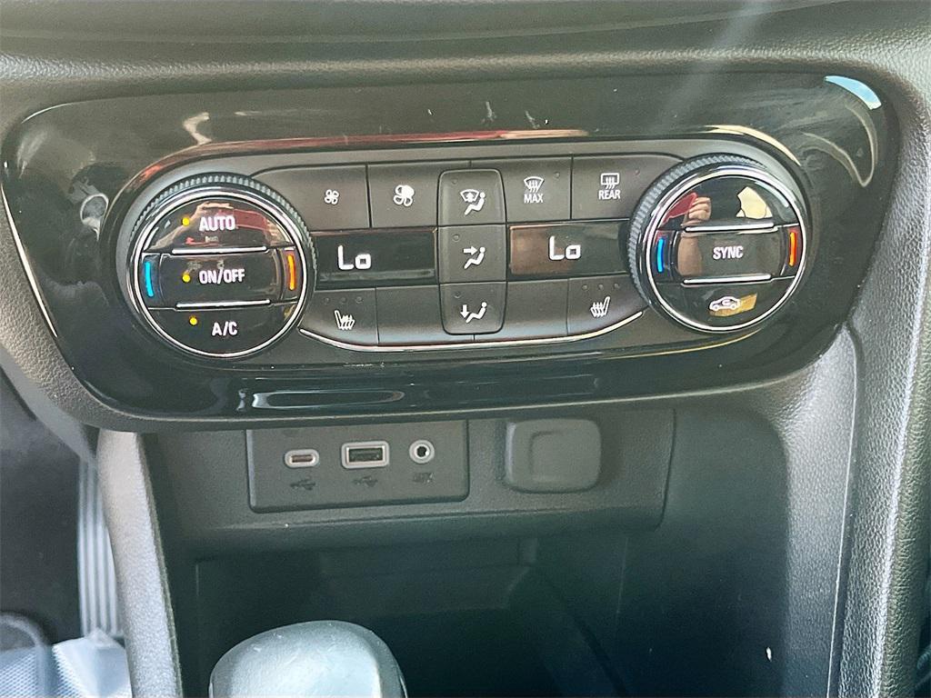 used 2021 Buick Encore GX car, priced at $15,200