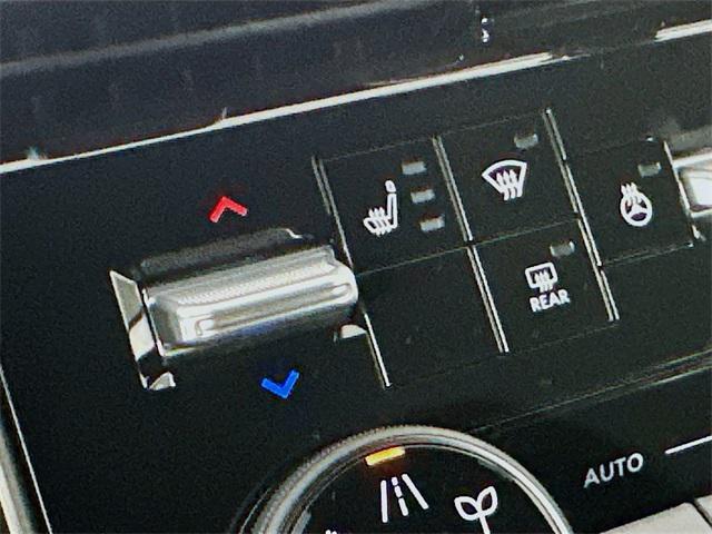 new 2025 Nissan Armada car, priced at $68,691