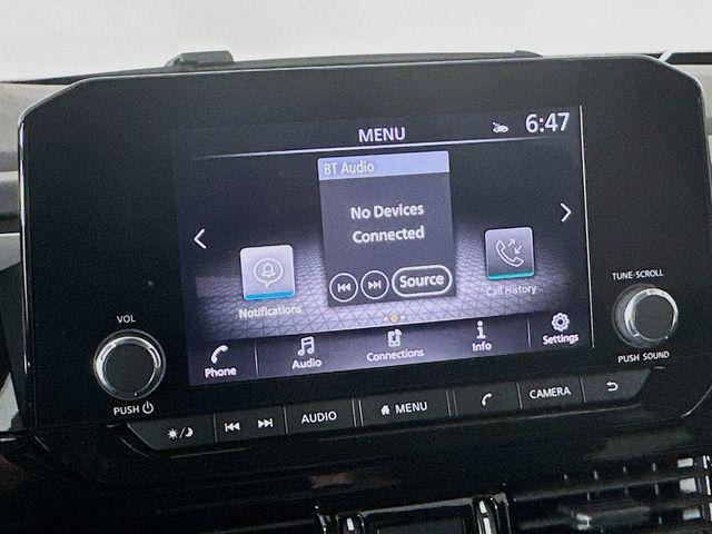 new 2025 Nissan Pathfinder car, priced at $32,875