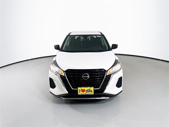 new 2025 Nissan Kicks car, priced at $19,180