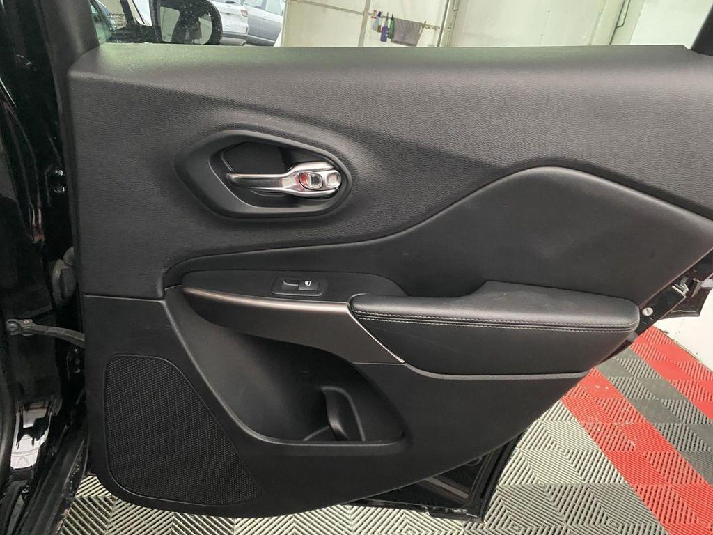 used 2019 Jeep Cherokee car, priced at $13,980