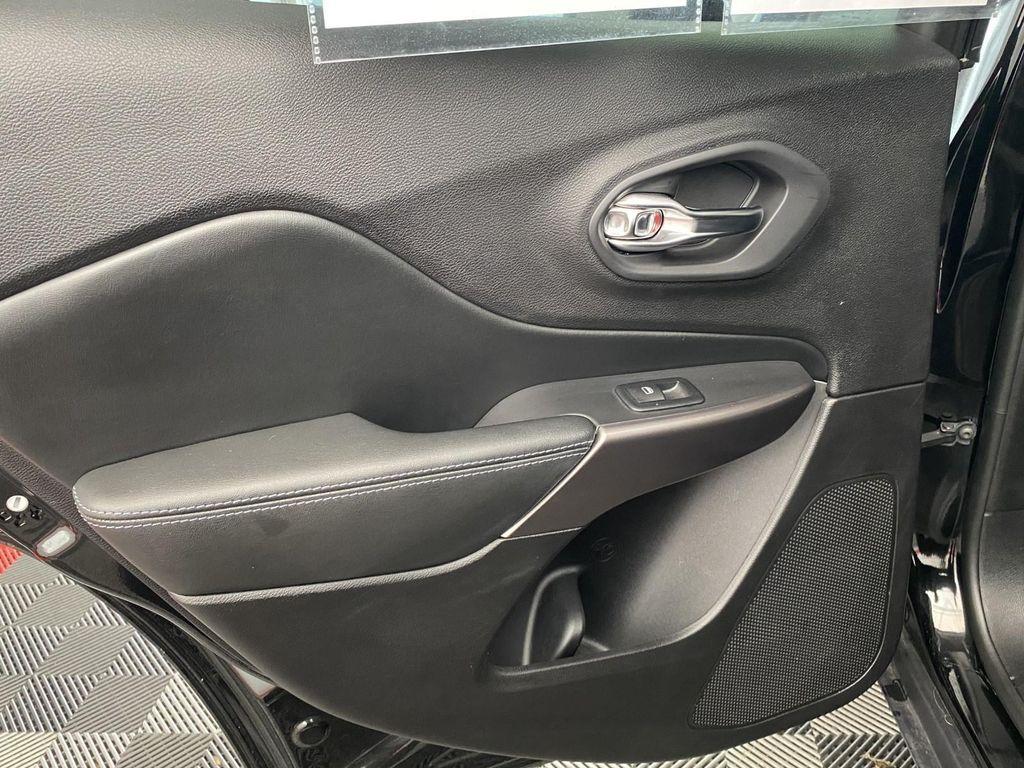 used 2020 Jeep Cherokee car, priced at $14,588