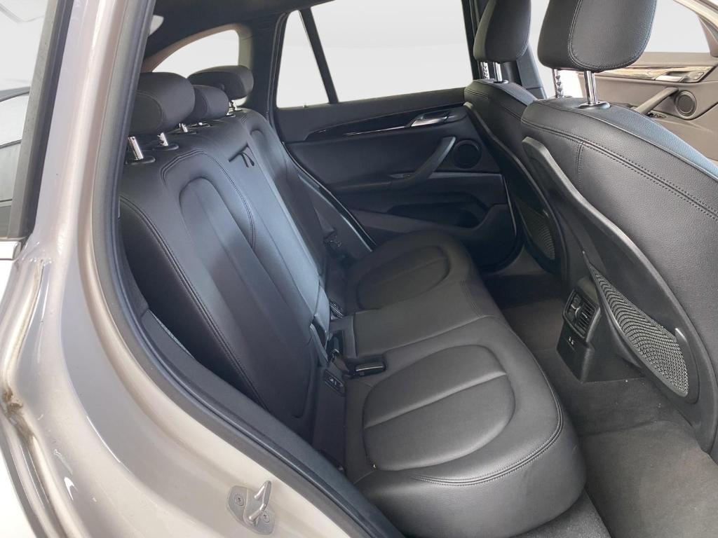 BMW X1 view 12