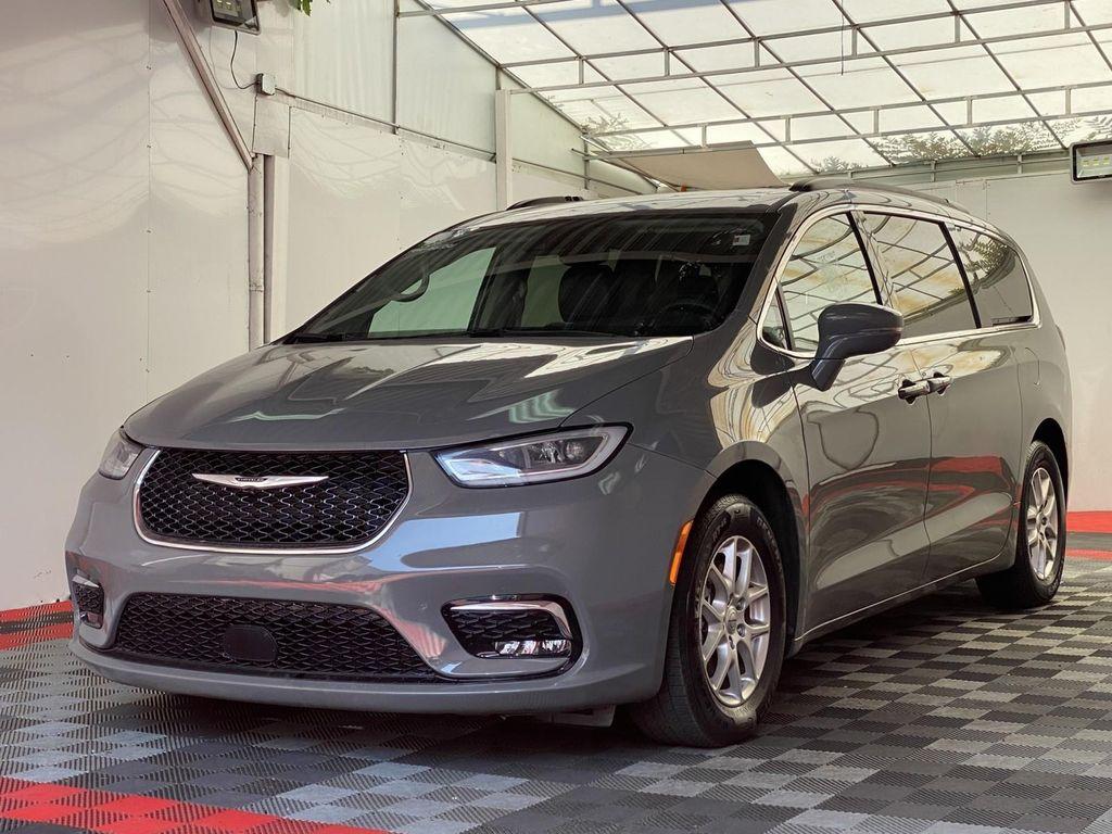 used 2022 Chrysler Pacifica car