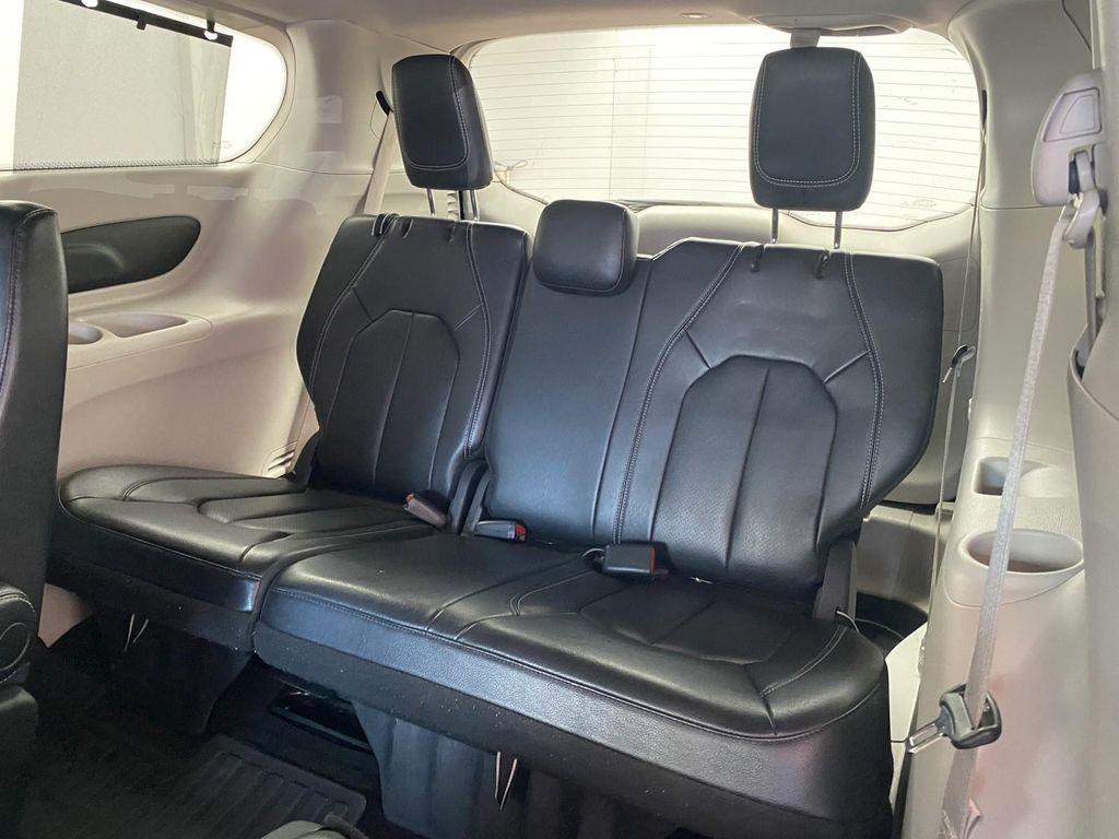 used 2022 Chrysler Pacifica car