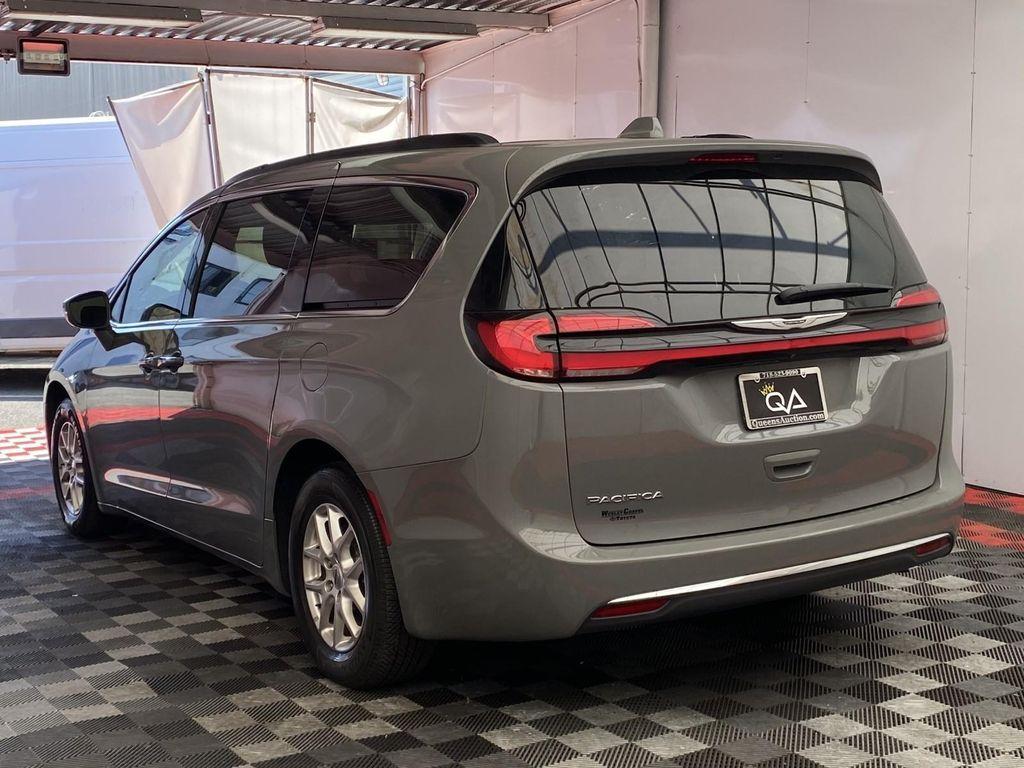 used 2022 Chrysler Pacifica car