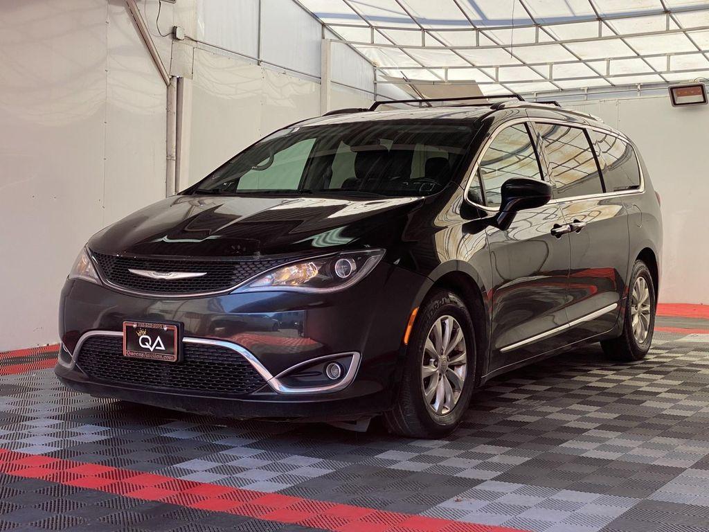 used 2018 Chrysler Pacifica car, priced at $15,991