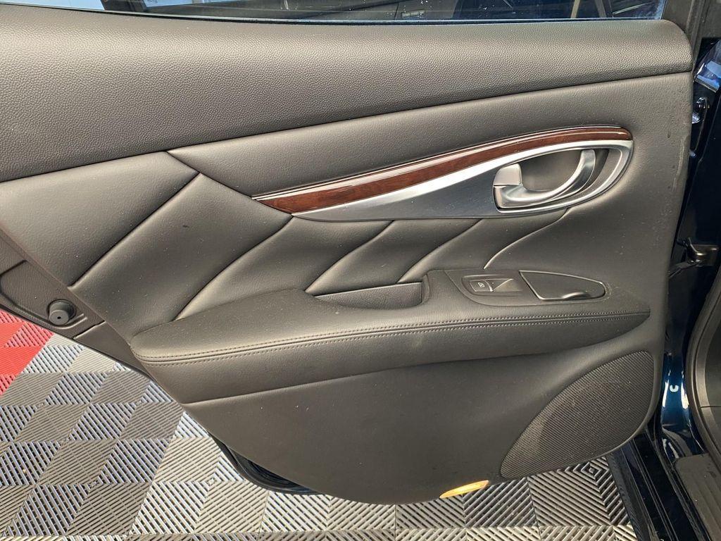 used 2018 INFINITI Q70 car, priced at $12,785