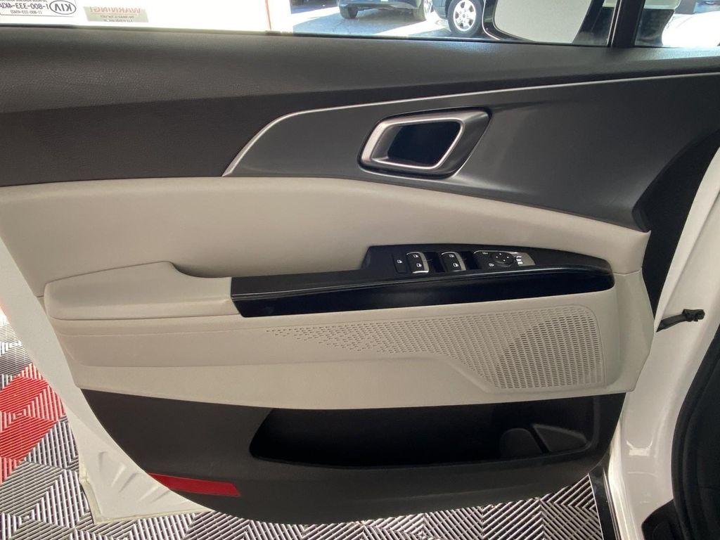 used 2022 Kia Carnival car, priced at $16,991