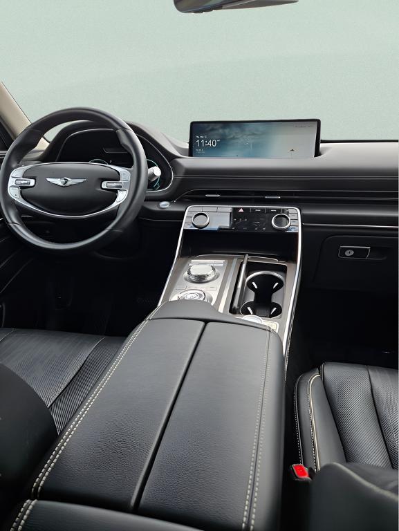 used 2023 Genesis GV80 car, priced at $40,000