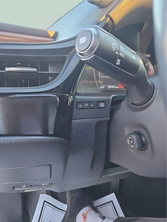 used 2023 Lexus ES 350 car, priced at $38,000