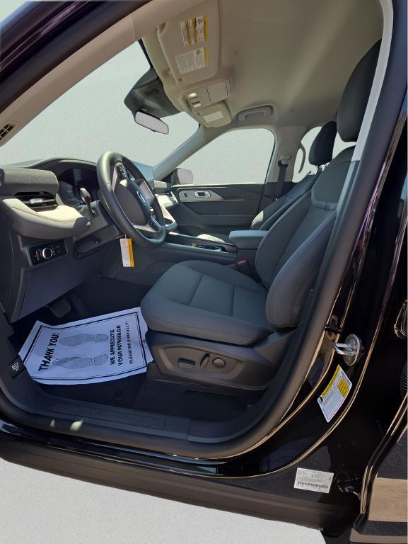 new 2026 Ford Explorer car, priced at $39,440