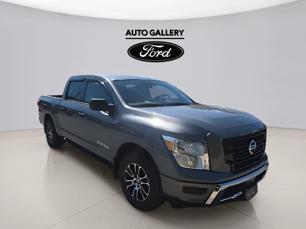 used 2022 Nissan Titan car, priced at $24,628