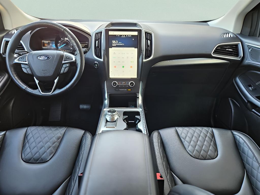 used 2024 Ford Edge car, priced at $28,000