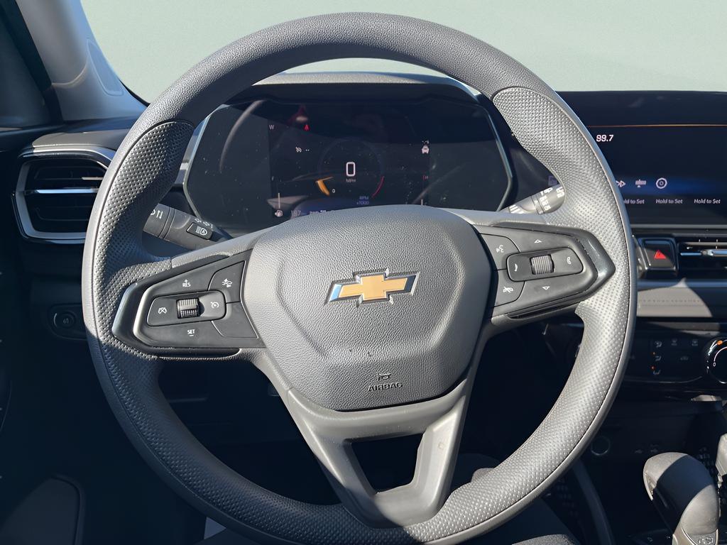 used 2025 Chevrolet TrailBlazer car, priced at $20,000