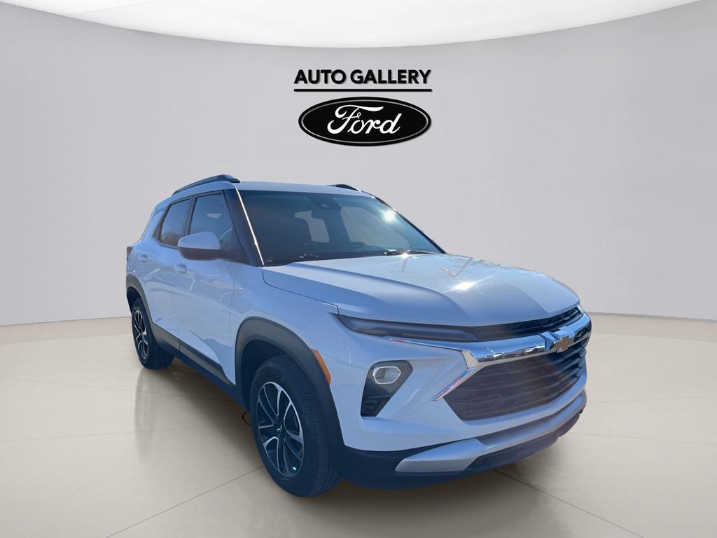 used 2025 Chevrolet TrailBlazer car, priced at $20,000