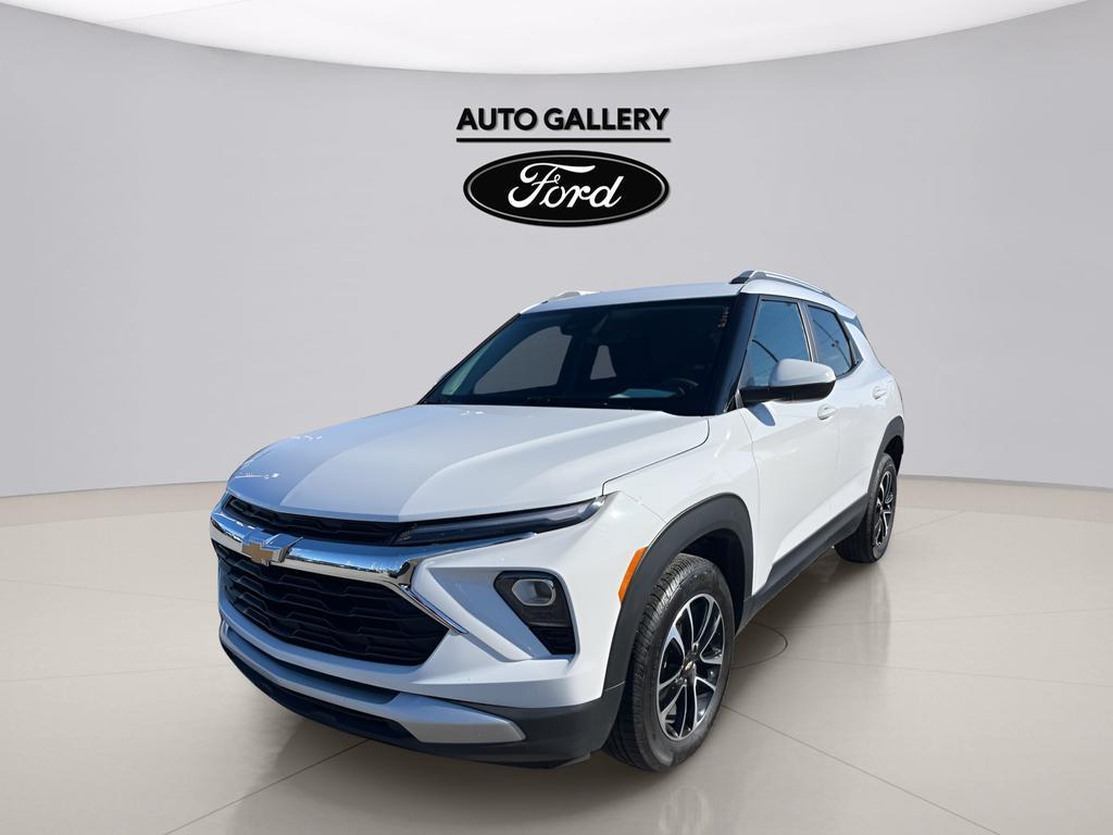 used 2025 Chevrolet TrailBlazer car, priced at $20,000