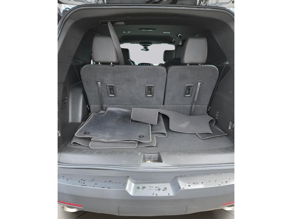 used 2023 Chevrolet Traverse car, priced at $36,000