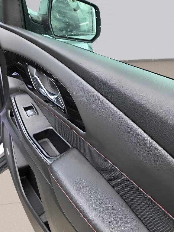 used 2023 Chevrolet Traverse car, priced at $36,000