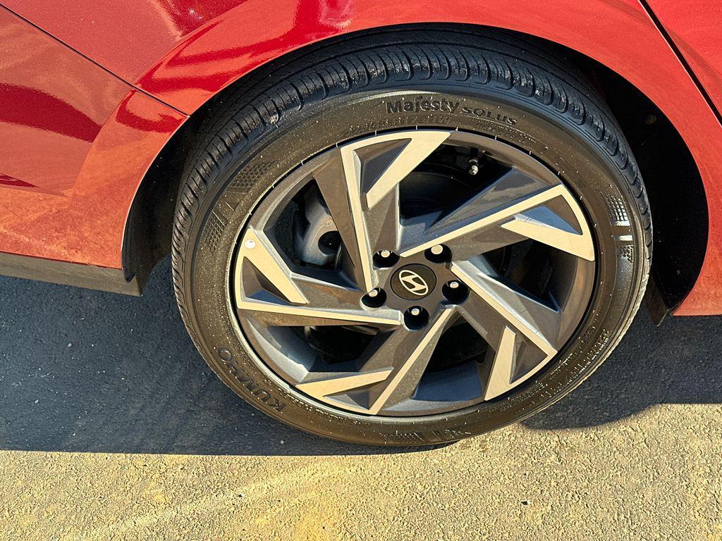 used 2025 Hyundai Elantra car, priced at $17,420