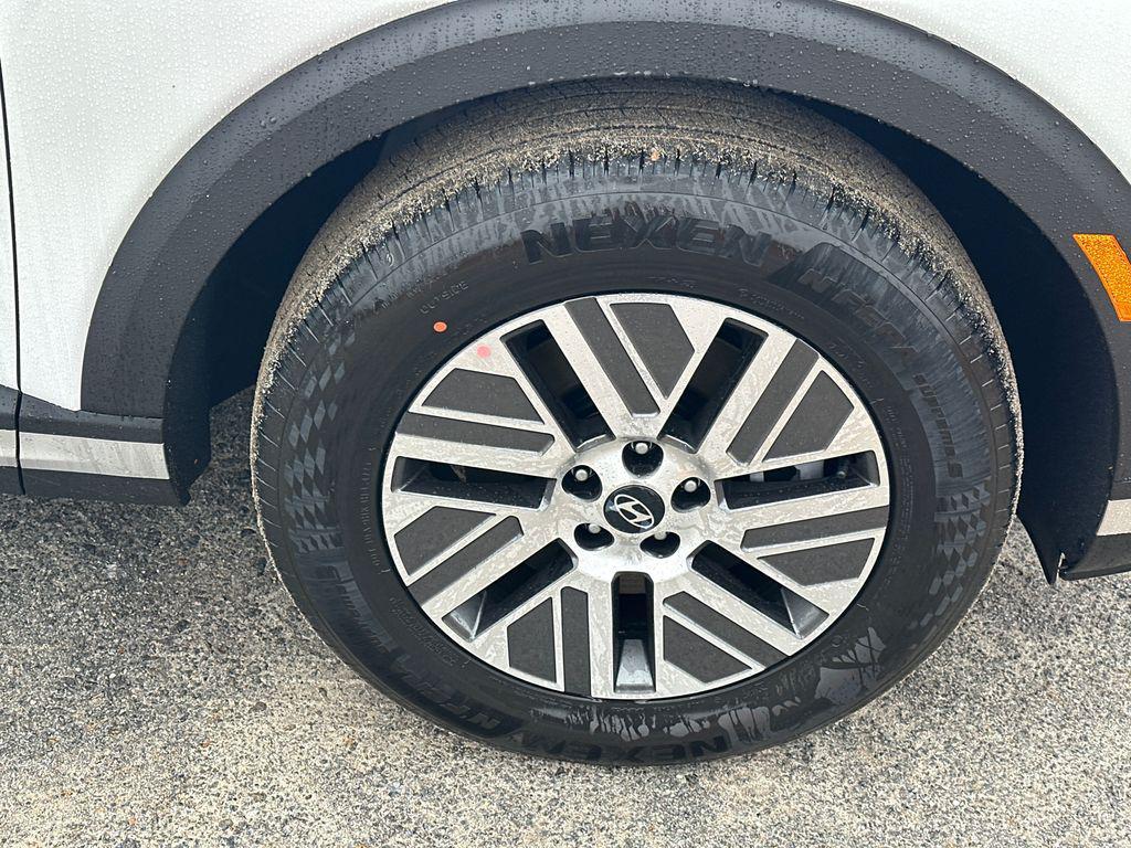 new 2026 Hyundai Palisade Hybrid car, priced at $48,981