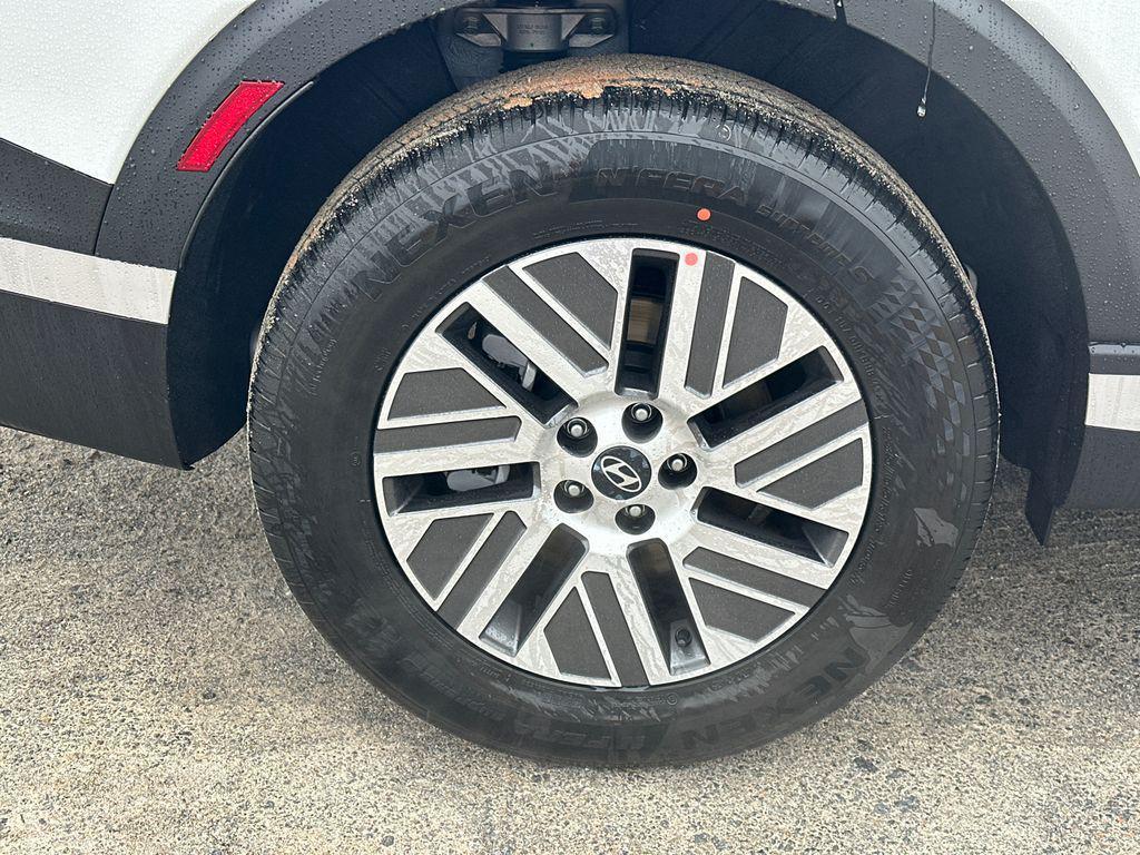 new 2026 Hyundai Palisade Hybrid car, priced at $48,981