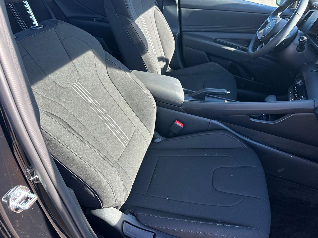 new 2025 Hyundai Elantra car, priced at $20,244