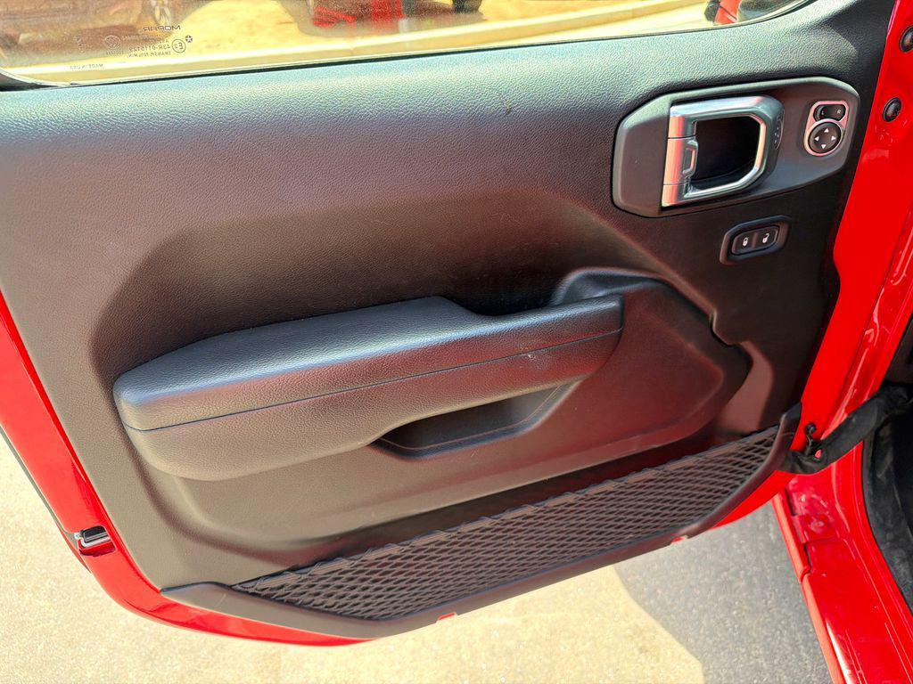 used 2025 Jeep Wrangler car, priced at $32,664