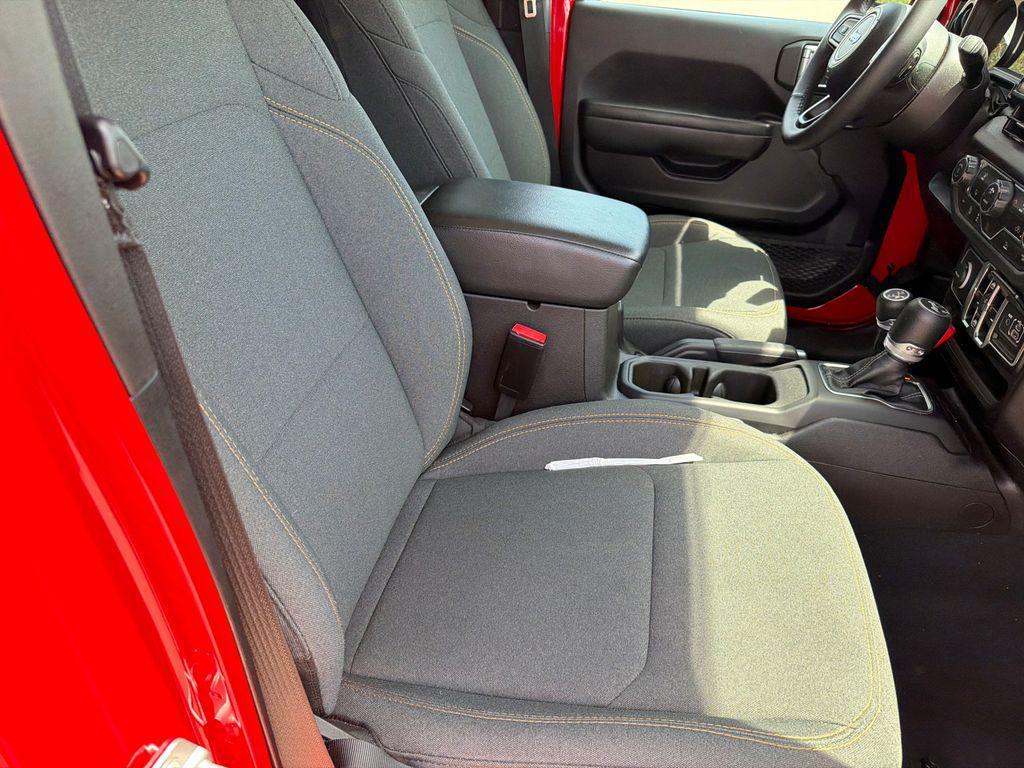used 2025 Jeep Wrangler car, priced at $32,664