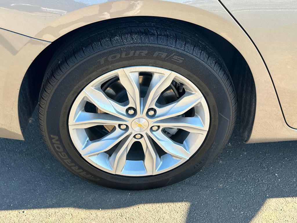 used 2024 Chevrolet Malibu car, priced at $17,920