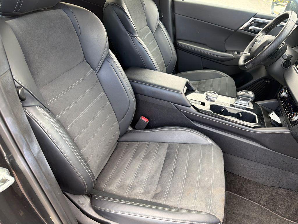 used 2025 Mitsubishi Outlander car, priced at $26,664