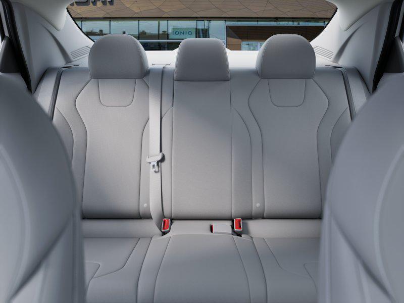 new 2025 Hyundai Elantra car, priced at $20,106