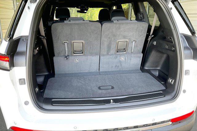 new 2025 Jeep Grand Cherokee L car, priced at $41,825